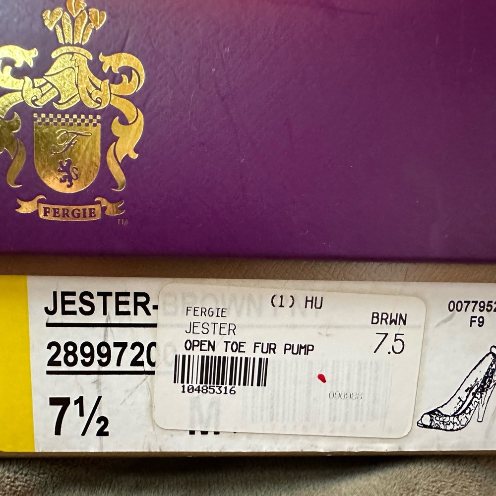 Fergie “Jester” 7.5 peep toe leopard print high heels - Picture 7 of 10